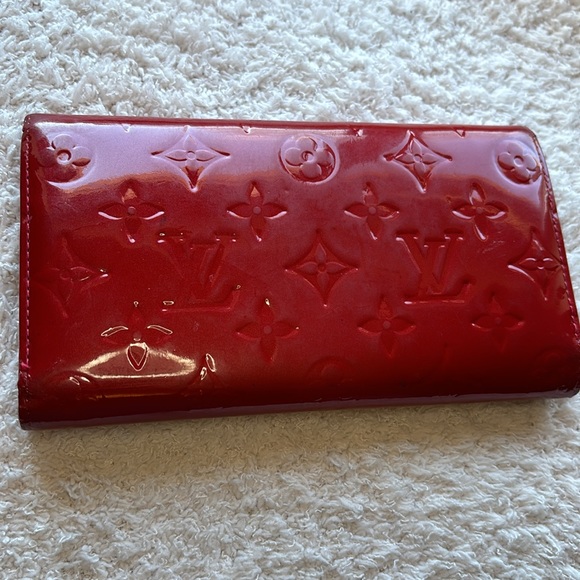 Louis Vuitton Vernis Wallet - Picture 3 of 11